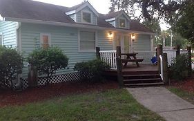 Tropical Palms Premium Two-Bedroom Loft Cottage 77