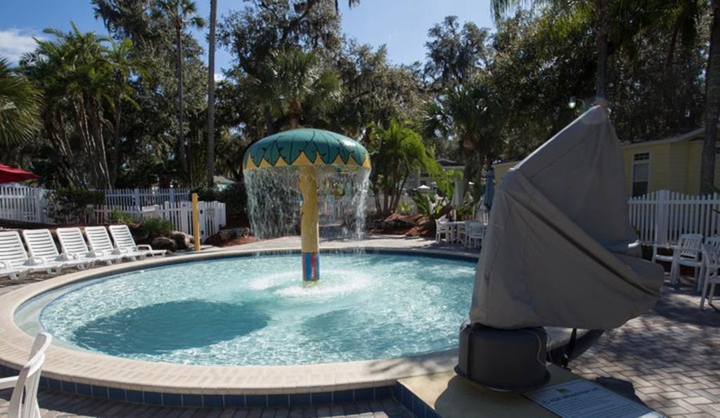 Tropical Palms Premium Two-Bedroom Loft Cottage 77 Orlando Exterior photo